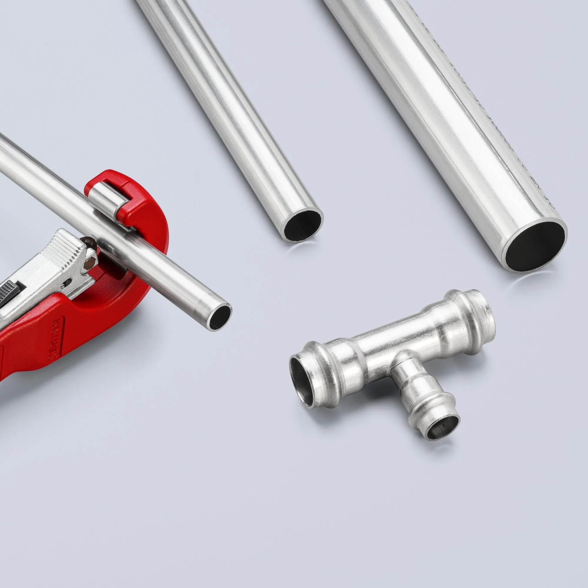 Knipex 90 31 02 SBA 7 1/4" TubiX Pipe Cutter