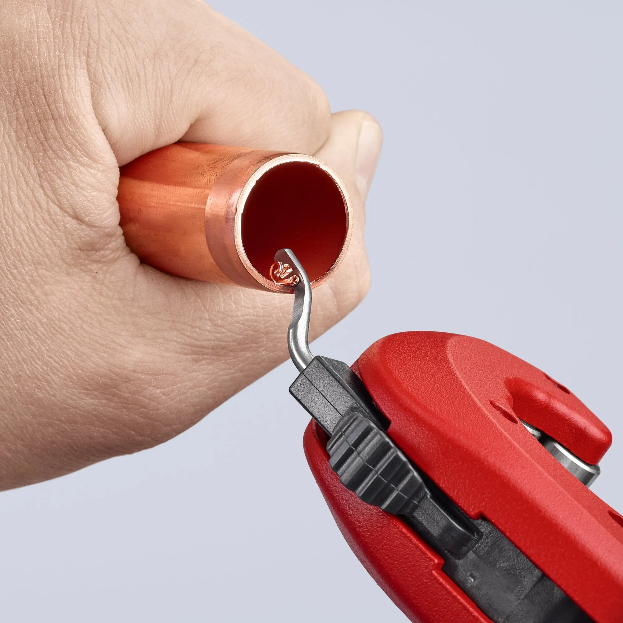Knipex 90 31 02 SBA 7 1/4" TubiX Pipe Cutter