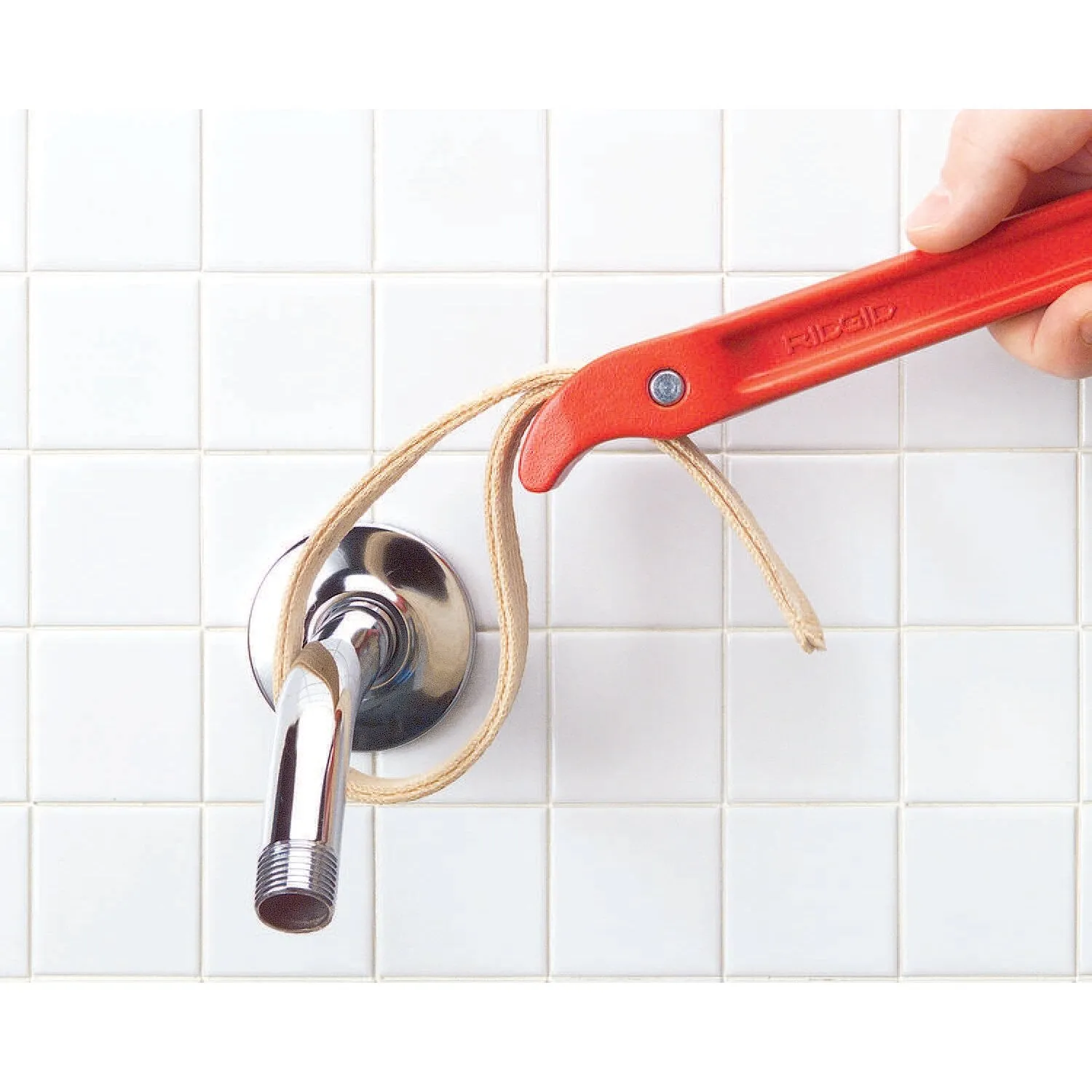 Ridgid 31335 11  Heavy-Duty Strap Wrench with 17 x  Strap