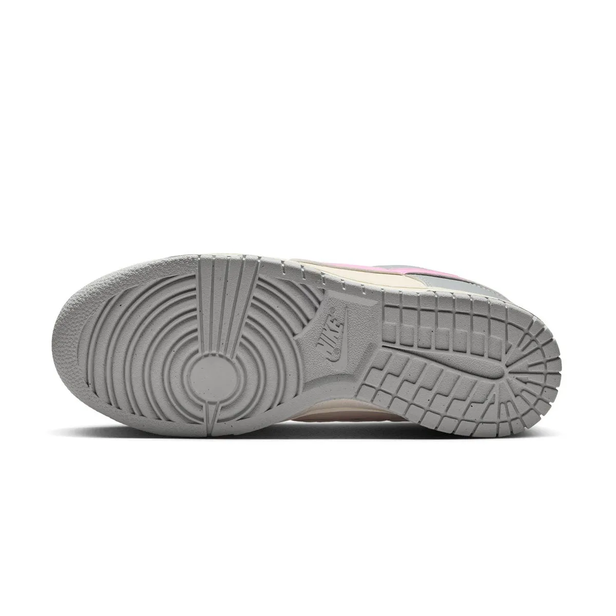 Wmns Dunk Low Next Nature 'Light Smoke Grey'